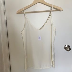 Sleeveless blouse